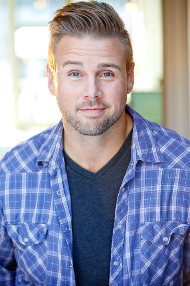 Aaron Hill