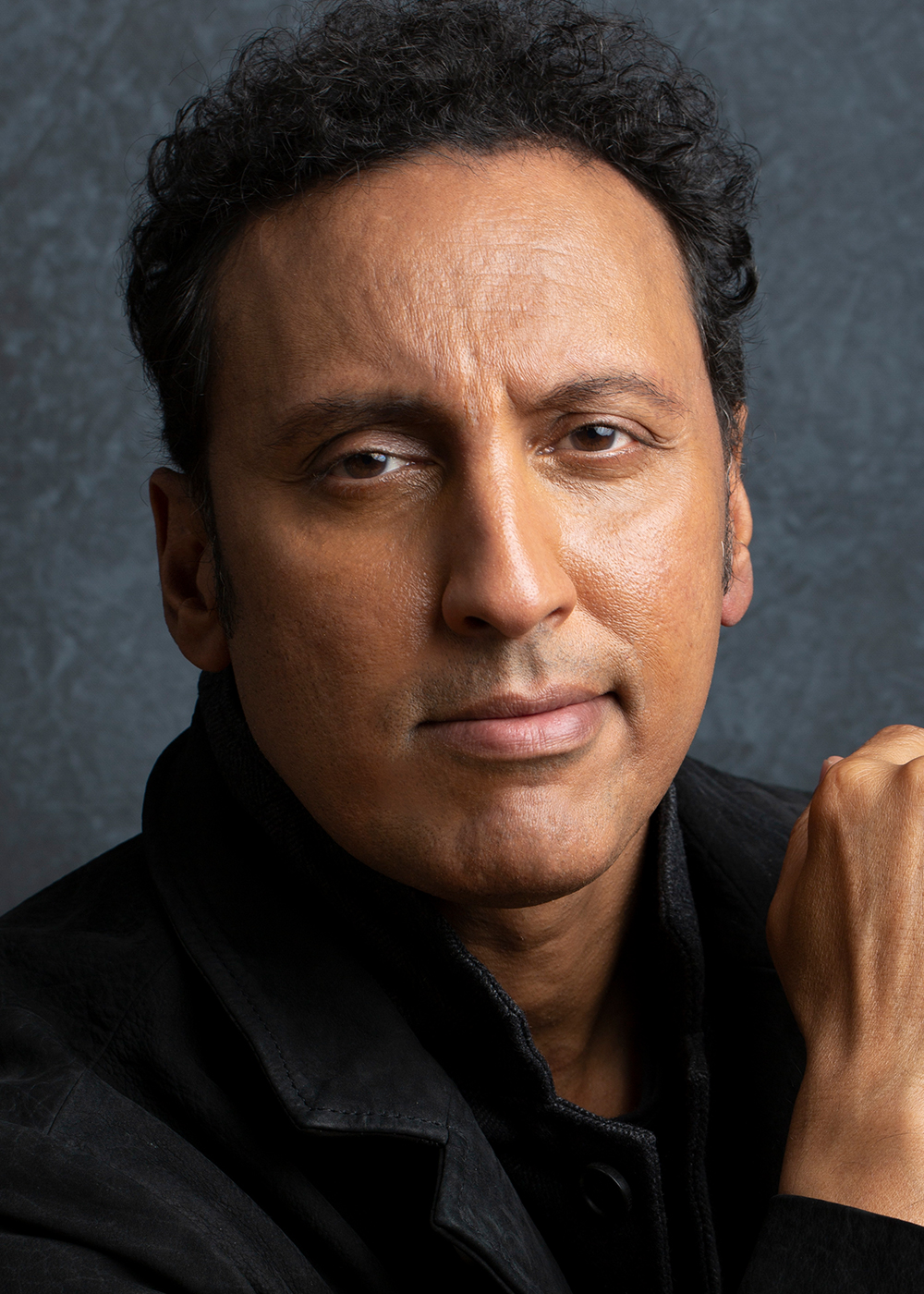 Aasif Mandvi