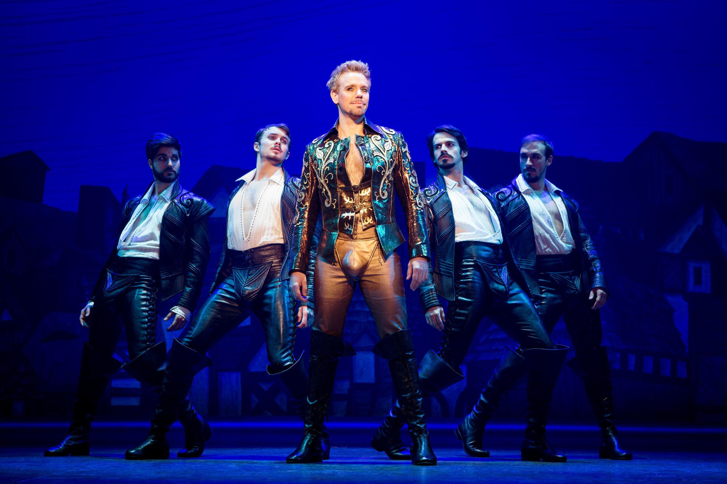 Adam Pascal
