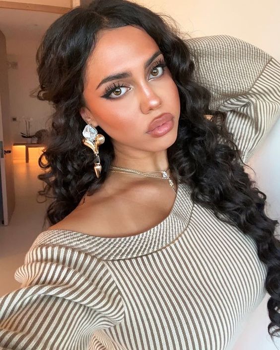 Asia Monet Ray
