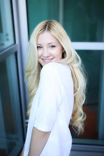 Ava Sambora