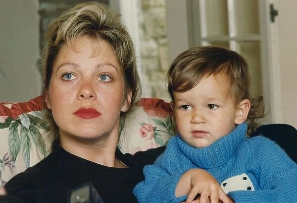 Denise Welch