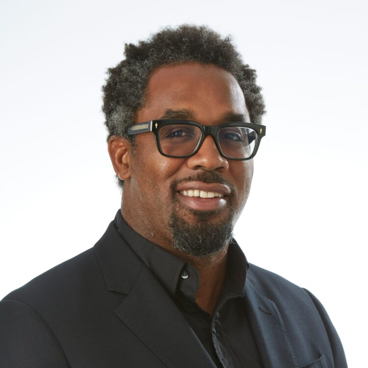 Dhani Jones