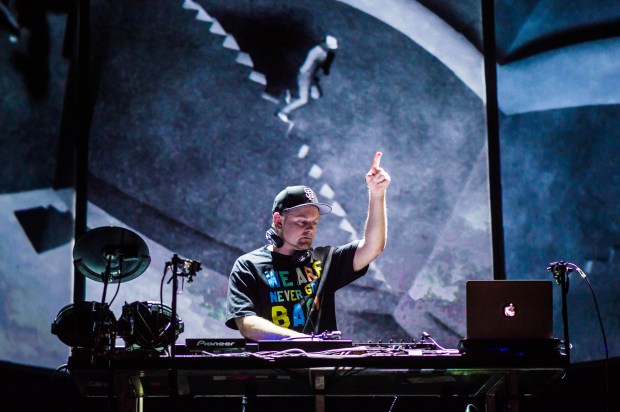 DJ Shadow