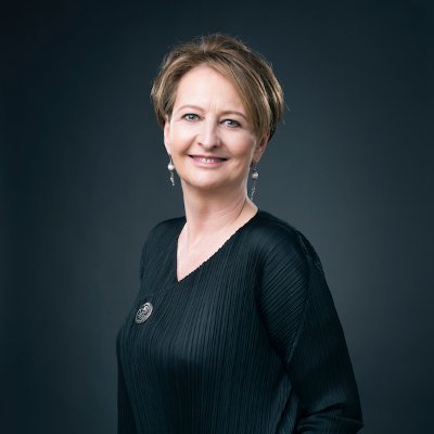 Edwina Dunn