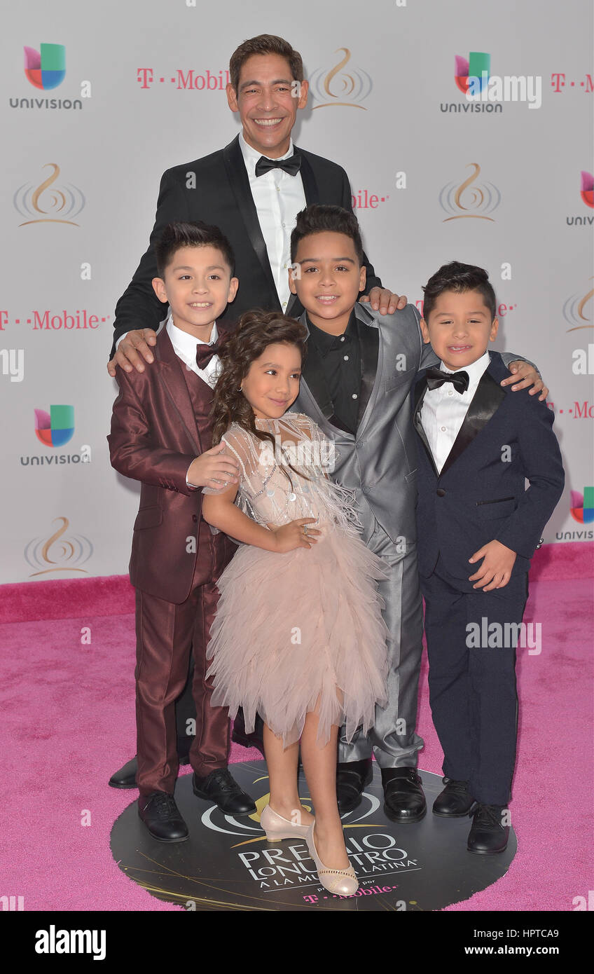 Johnny Lozada