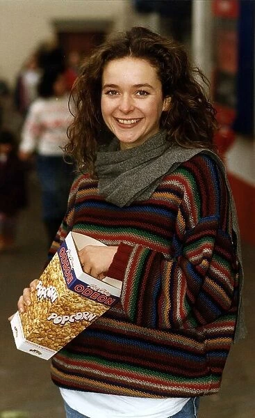 Julia Sawalha