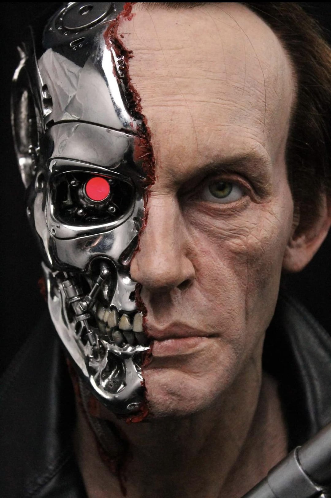 Lance Henriksen