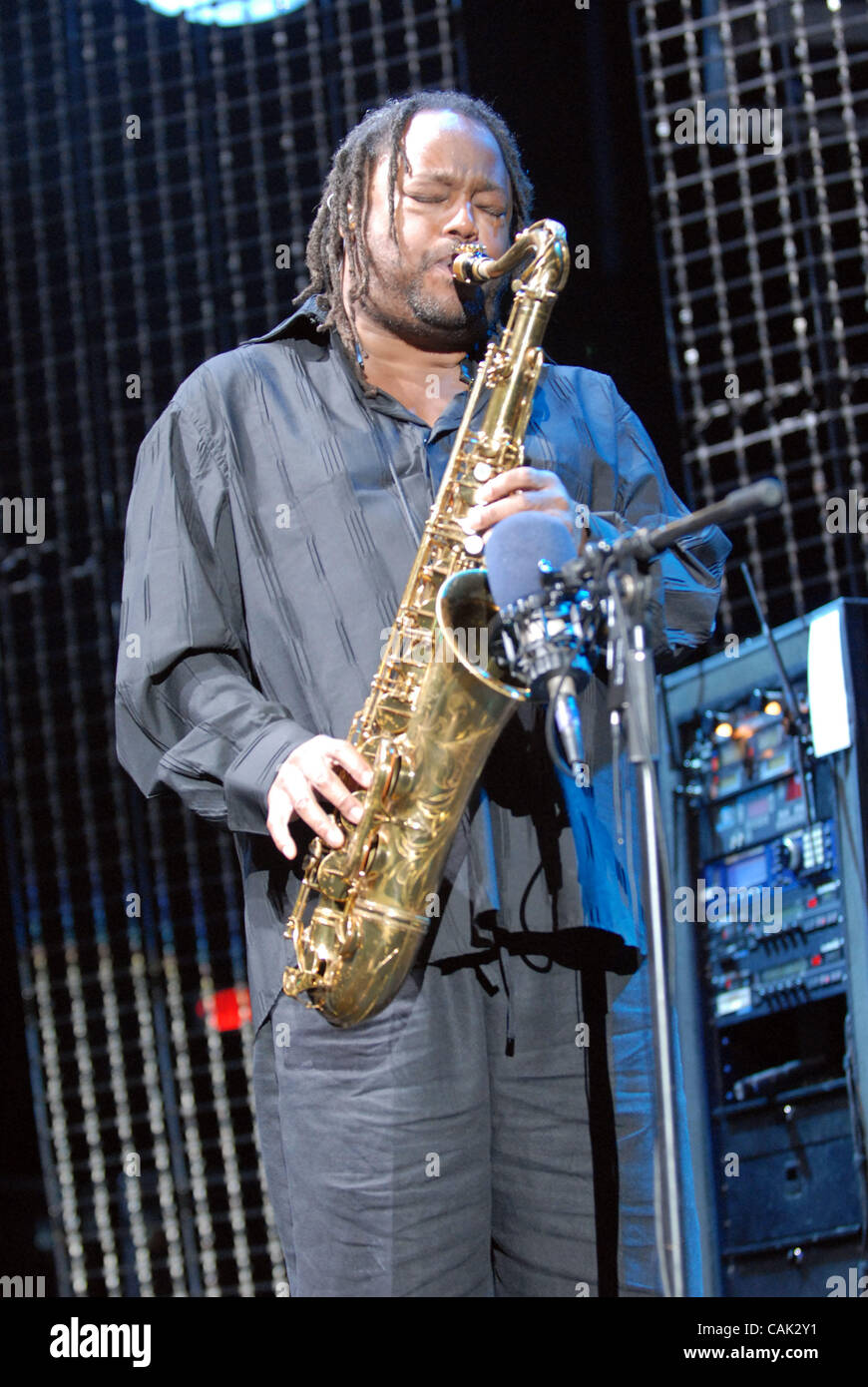 LeRoi Moore