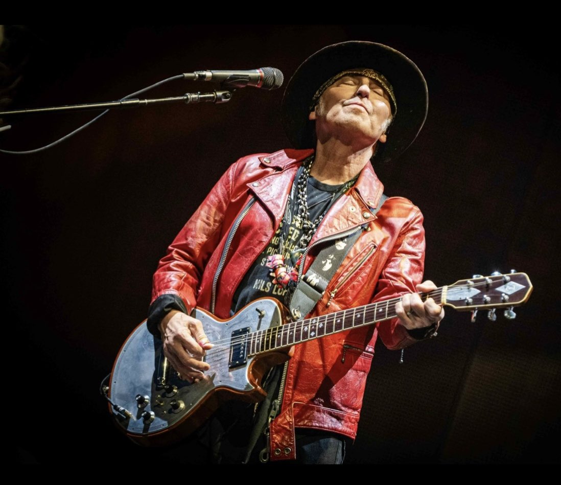 Nils Lofgren