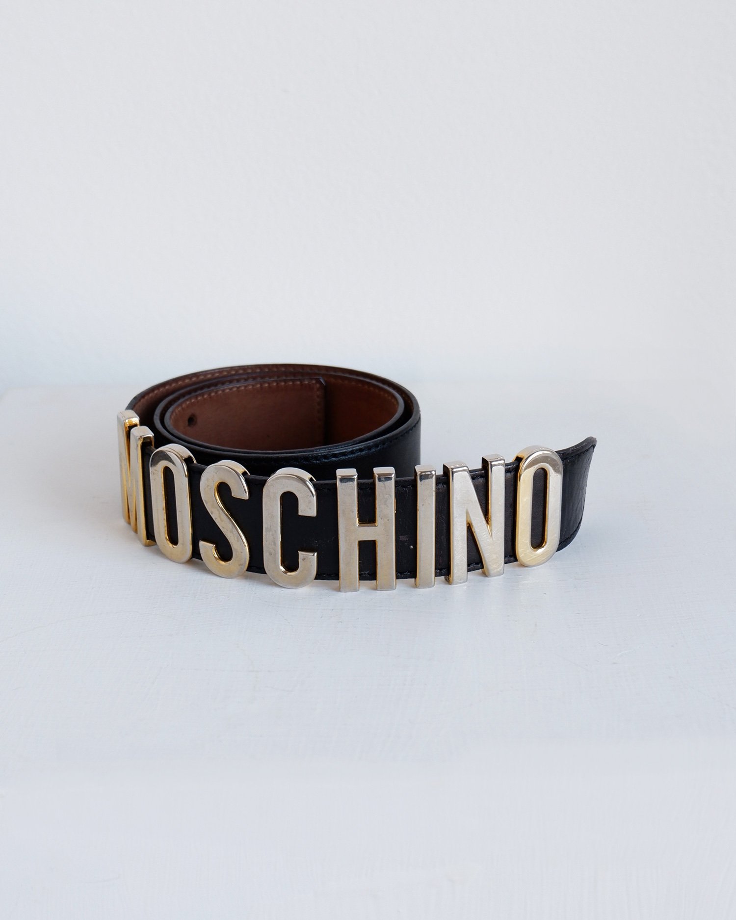  Oschino