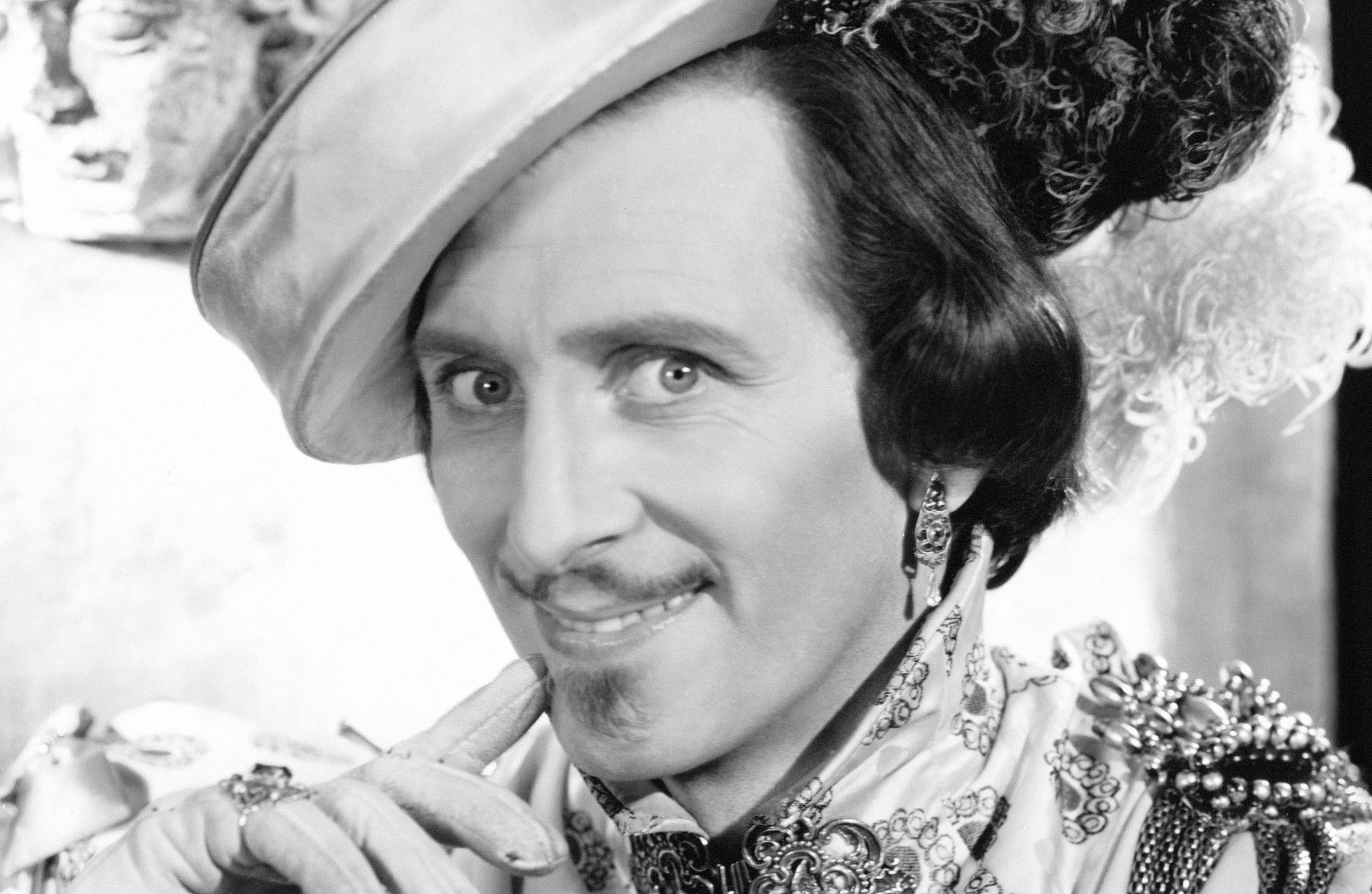 Peter Cushing