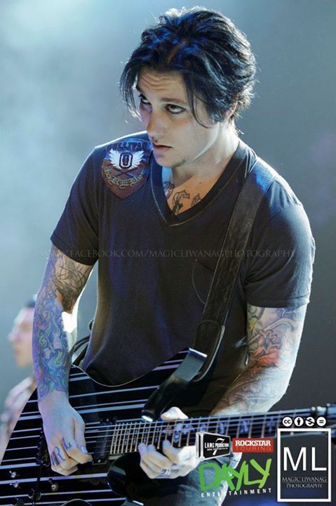 Synyster Gates